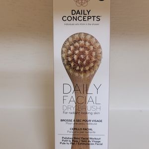 Daily concepts facial dry brush